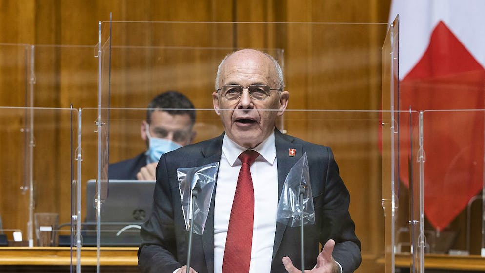 Pour Ueli Maurer, la réduction proposée ne permettrait aucune économie (archives).