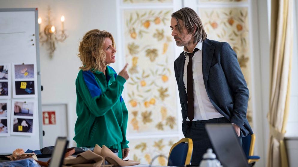 Diese Udo-Lindenberg-Mythen sind wahr. Ist Hamburg-Touristin Charlotte Lindholm (Maria Furtwängler) im Hotel Atlantic in eine Falle getappt? Ihr Kollege Ruben Delfgau (Jens Harzer) ermittelt.