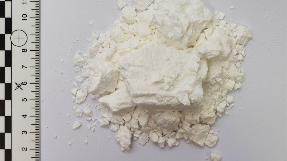 I due trafficanti di droga sono accusati di spaccio di cocaina.