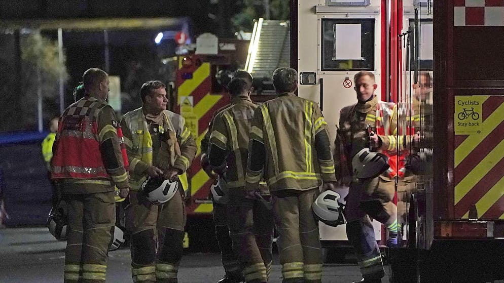 Quando sono potuti entrare, i soccorritori hanno trovato quattro bambini privi di conoscenza, che hanno cercato di rianimare ma che sono stati dichiarati morti al loro arrivo in ospedale.