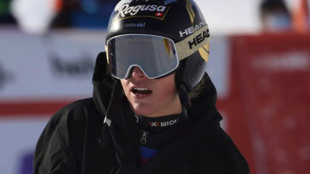 Discesa Val d'Isère. Lara Gut-Behrami positiva al Covid-19