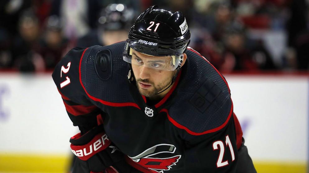 Nino Niederreiter, doppietta per lui contro Detroit