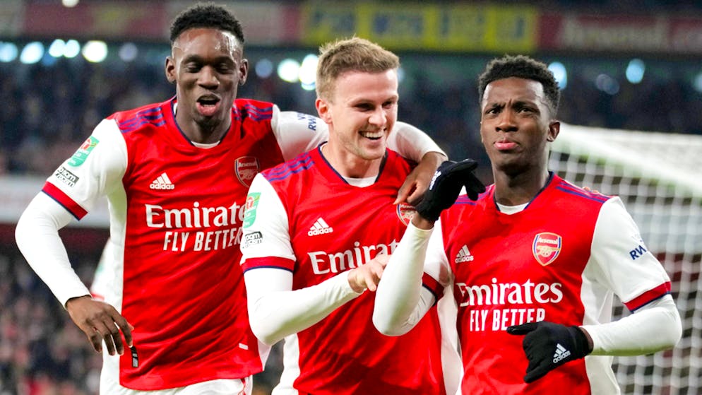 Auteur d'un triplé, Eddie Nketiah (à droite) a brillé avec Arsenal mardi en League Cup.
