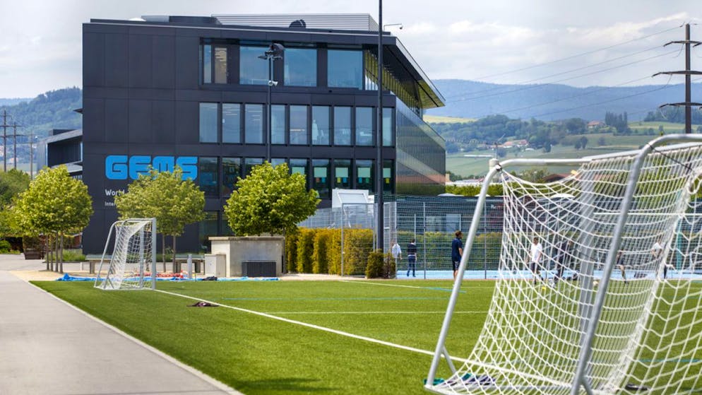 L'ancienne école privée GMS sur la commune d'Etoy (VD), qui avait fermé ses portes, a déjà fait l'objet de deux réaménagements, en 2020 et en 2021. Le Conseil d'Etat demande au Grand Conseil une troisième phase d'extension (archives).
