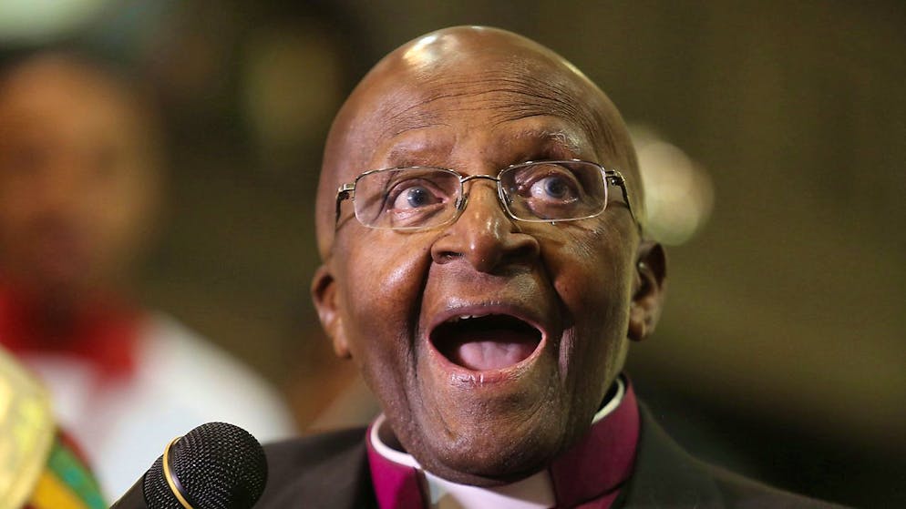 Lutto in Sudafrica, dove è morto Desmond Tutu.