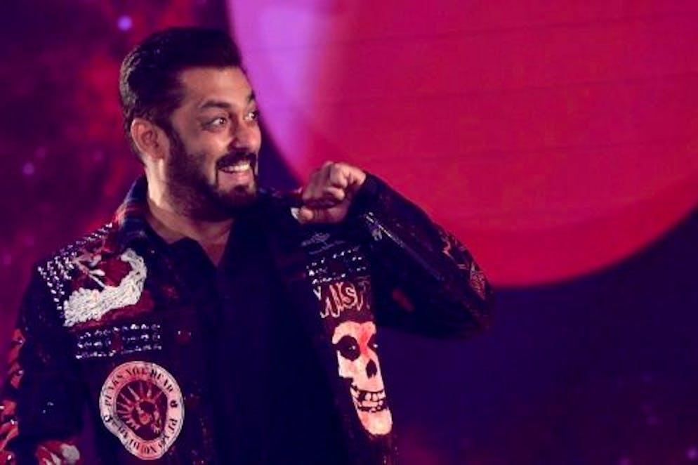 La star de Bollywood Salman Khan à Bombay le 16 octobre 2021