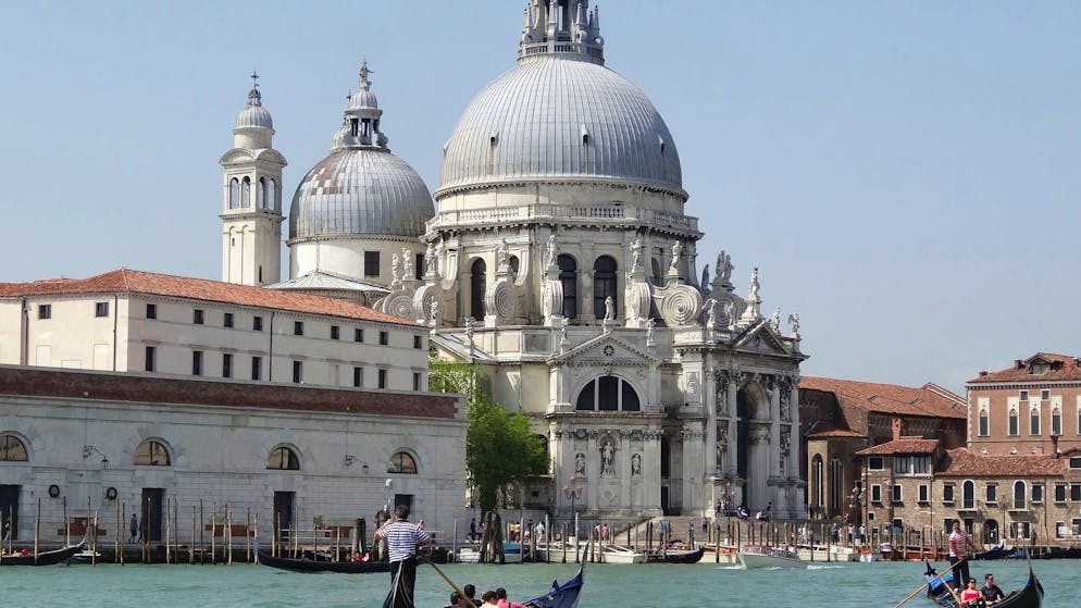Es ist nicht nur Venedig. An diesen Reisezielen musst du jetzt überall Eintritt zahlen