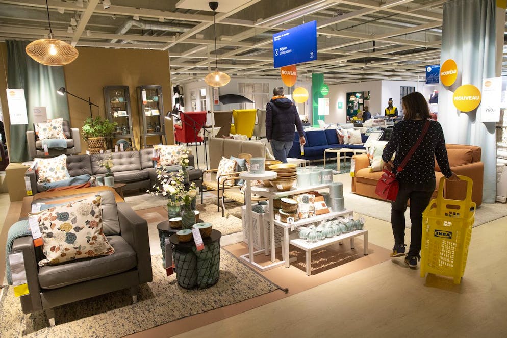 Cette annonce intervient sur fond de forte accélération de l'inflation à travers le monde, dynamisée par la profonde désorganisation des chaînes de distribution et les pénuries sur des produits essentiels au commerce international.