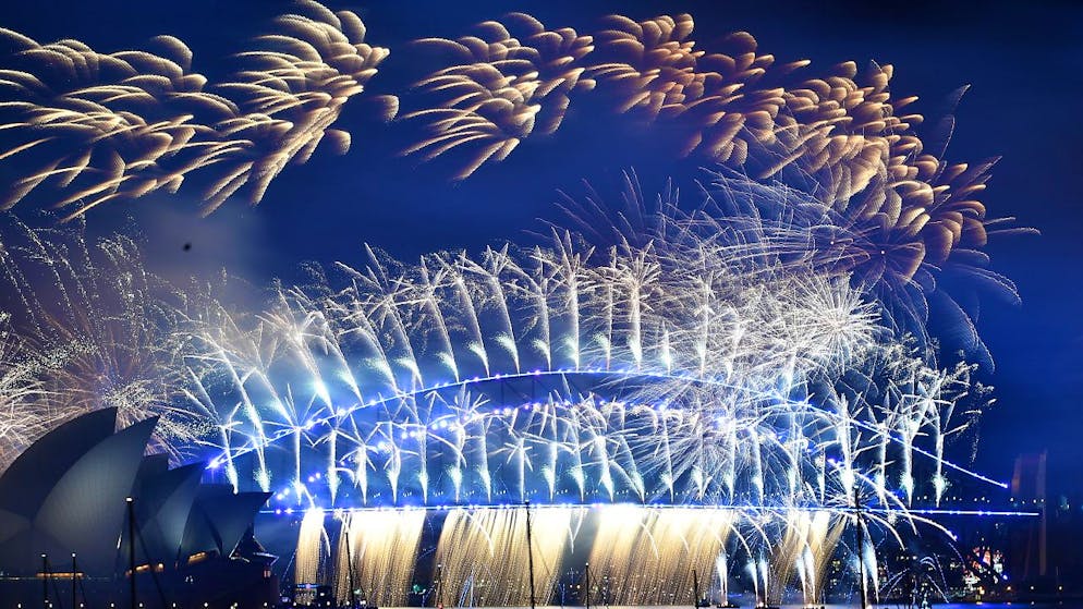 Lo spettacolo pirotecnico a Sydney per celebrale l'arrivo del 2022