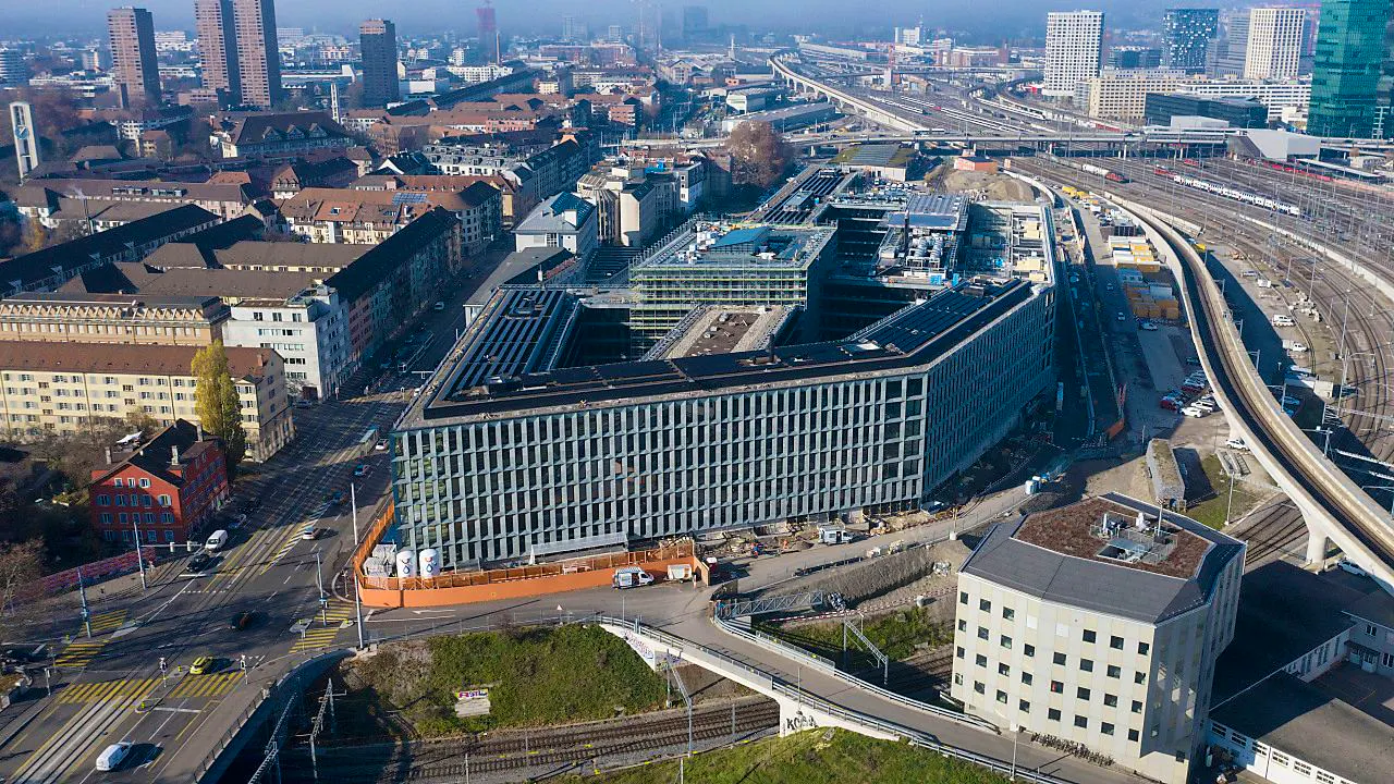 d6905ab1-881c-49a8-b2e2-