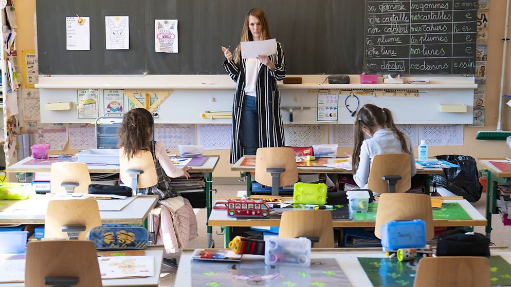 Die Gemeinden sollen bei der Verwendung der finanziellen und personellen Ressourcen an der Volksschule mehr Flexibilität erhalten. Der Kanton Zürich startet ein entsprechendes Projekt. (Symbolbild)
