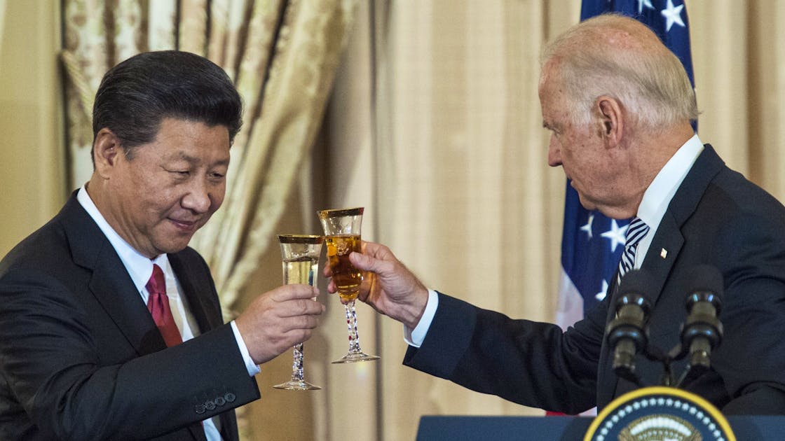 Biden calls Xi and criticizes “unfair economic practices”