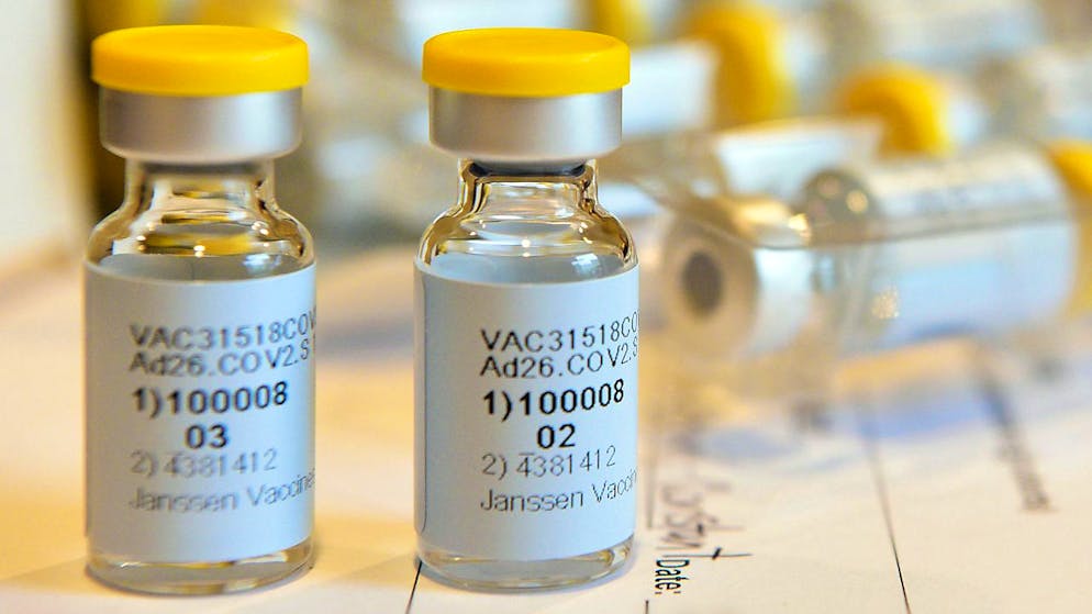 Johnson&Johnson ha depositato una richiesta di autorizzazione per il suo vaccino contro il Covid-19 all'Agenzia europea per il farmaco (Ema)