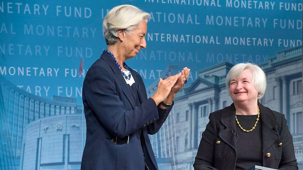 Die EZB-Chefin Christine Lagarde (links) hat mit der US-Finanzministerin Janet Yellen (rechts) ein Telefonat unter anderem über die aktuelle Wirtschaftslage geführt. (Archivbild)