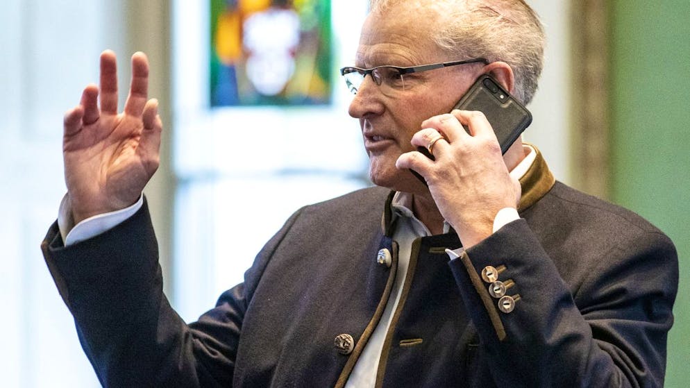 Der Kanton Zug mit Finanzdirektor Heinz Tännler verzeichnet einen starken Anstieg der Corona-Härtefallgesuche. (Archivbild)