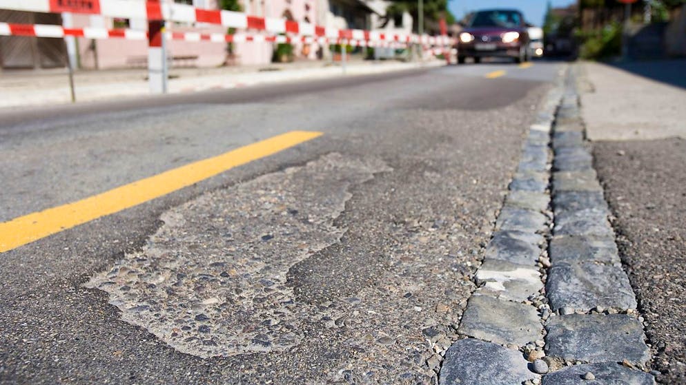 Im Dorf Muotathal soll die Strasse von der Weid bis zur Brücke Hinterthal saniert werden. (Symbolbild)