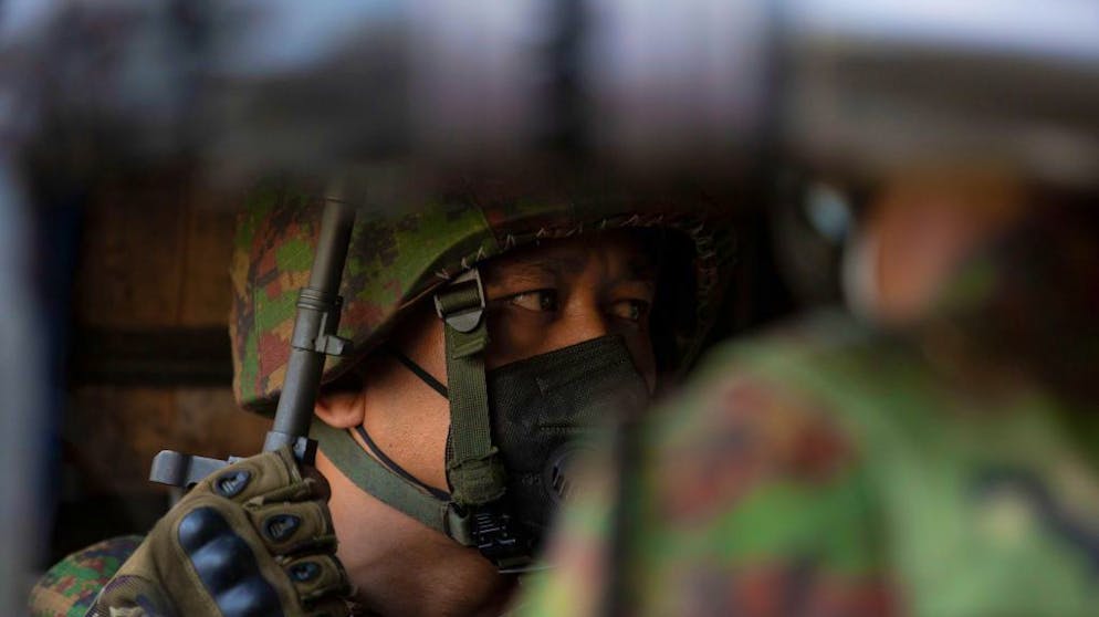 Militär in Myanmar stellt nach Putsch Parlamentarier unter ...