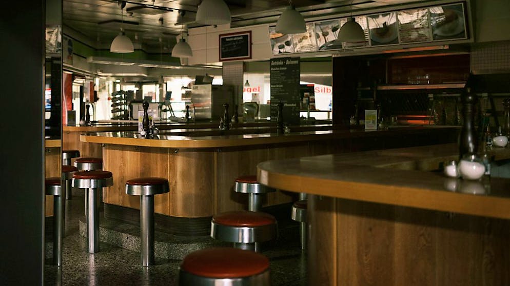 In der zweiten Zuteilungsrunde für Covid-Härtefallentschädigungen im Kanton Zürich haben unter anderem viele Restaurants und Detailhandelsgeschäfte Gesuche eingereicht. (Symbolbild)
