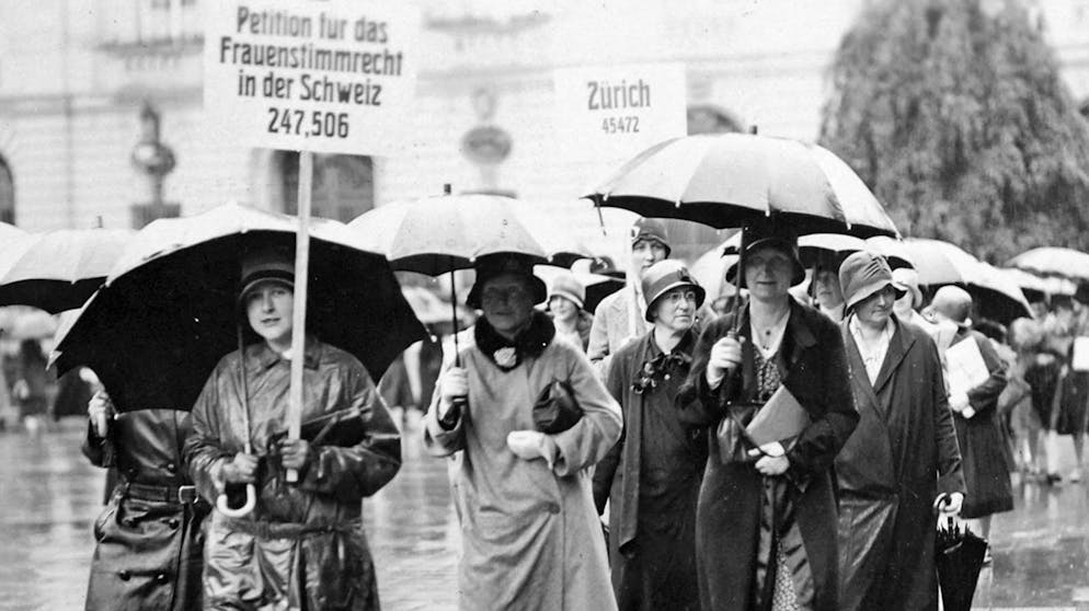 Eine Demonstration für das Frauenstimmrecht im Jahr 1929.