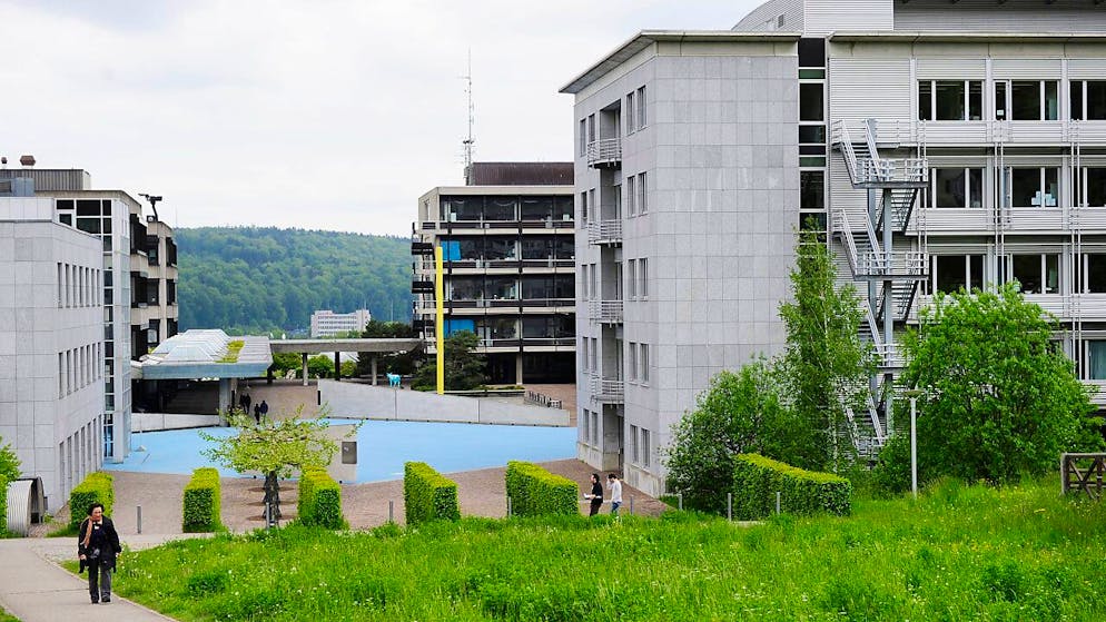 Der Standort Irchel der Universität Zürich wird in den kommenden 25 Jahren grundlegend modernisiert. (Archivbild)