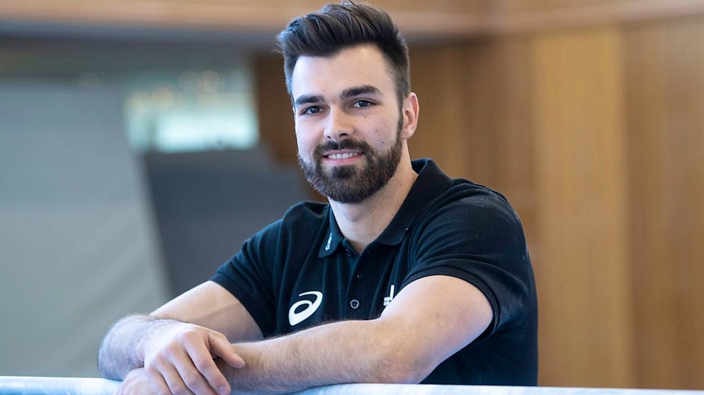 Oliver Hegi legt seinen Fokus auf das Physikstudium an der ETH Zürich