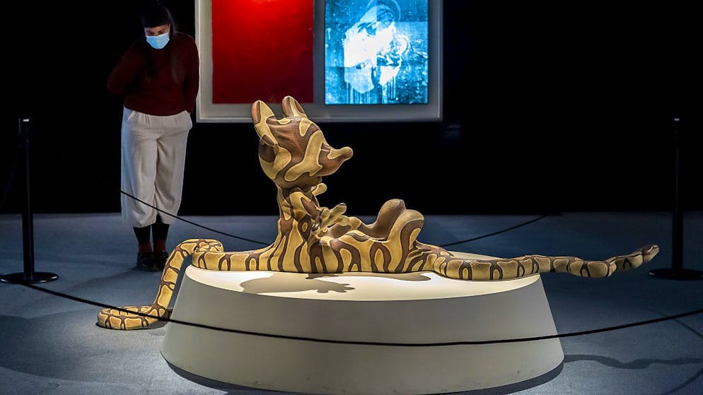 Die von einer Riesenschlange verschlucke Disney-Figur von Banksy.