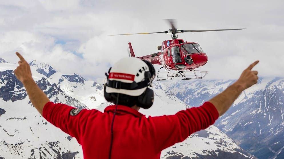 I soccorritori hanno dovuto spostarsi particolarmente frequentemente in montagna nel 2020. Nella foto: un esercizio di Air Zermatt.