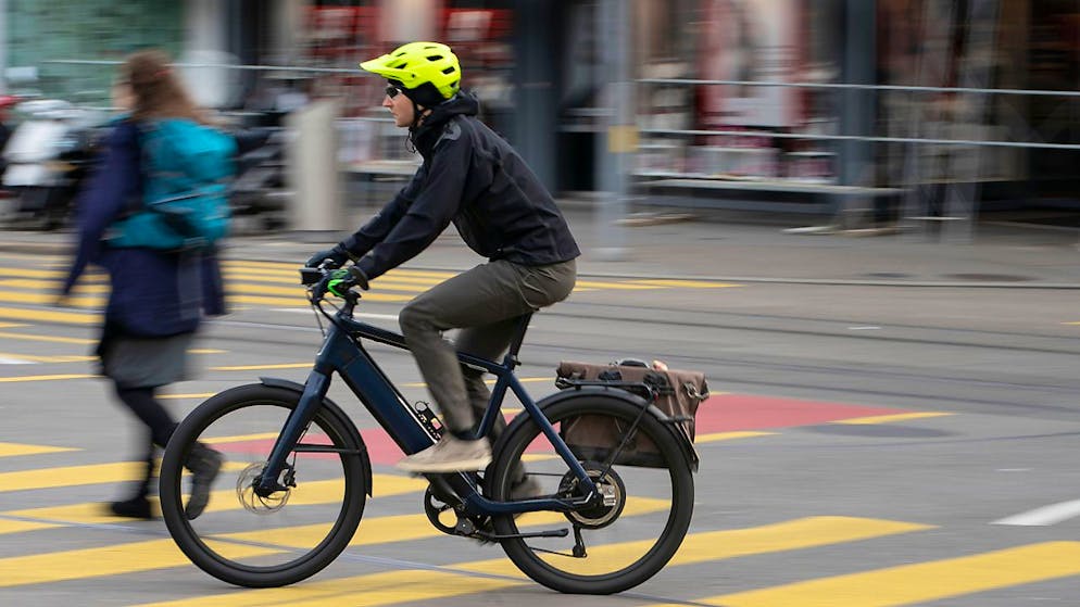 Keine Steuern für starke E-Bikes im Kanton Bern. Das Kantonsparlament hat die Forderung am Mittwoch abgelehnt. (Archivbild)
