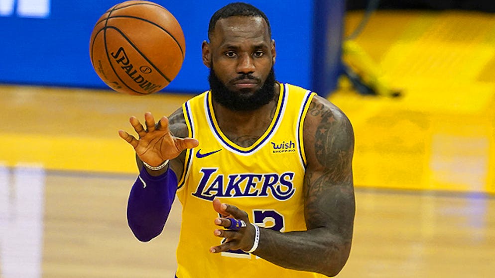 LeBron James va devenir actionnaire minoritaire des Boston Red Sox.