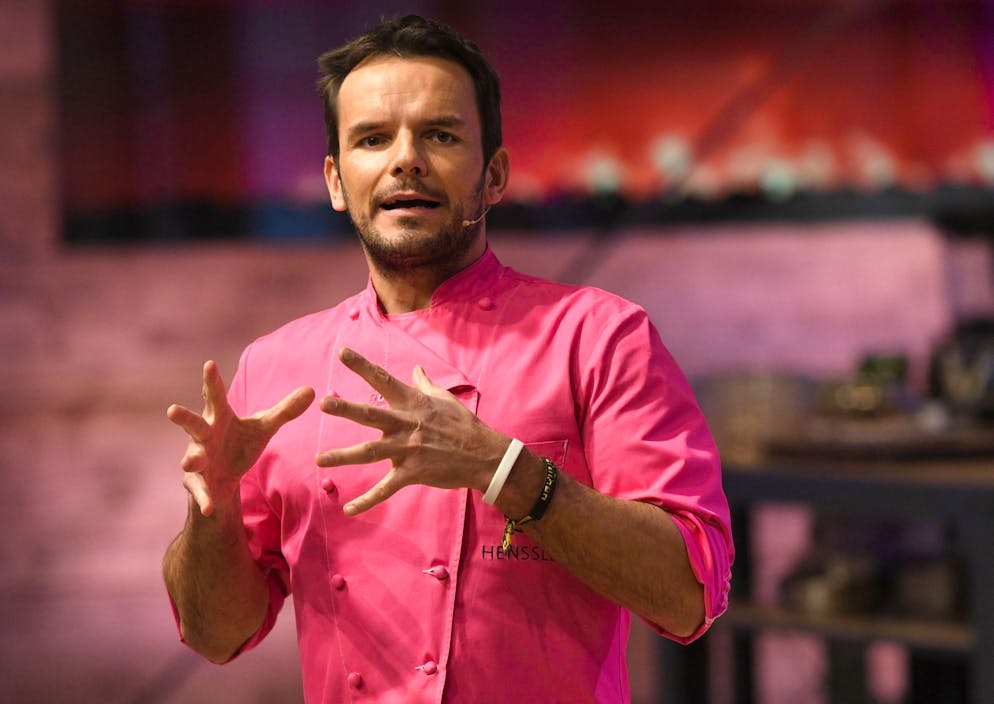 Steffen Henssler. Der Vorfall ereignete sich vor seiner TV-Karriere. Inzwischen rast der PS-Fan nur noch auf der Rennstrecke. Auf der Strasse sei er ruhiger geworden.