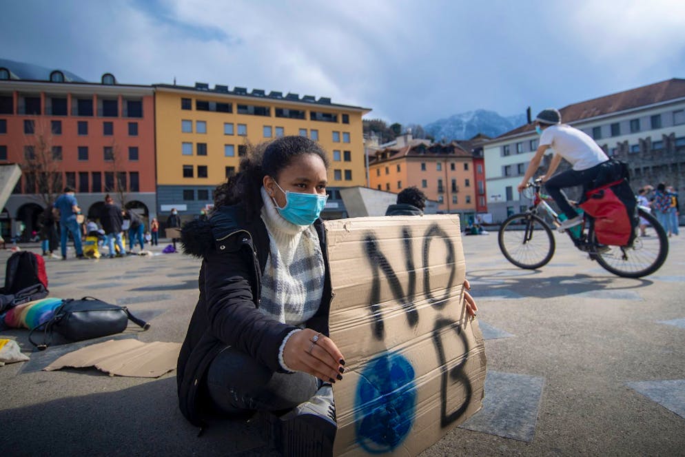 Bellinzona: Crisi Climatica, azione movimento Sciopero per il Clima. Nella foto un momento durante la manifestazione per il clima.
© Ti-Press / Pablo Gianinazzi