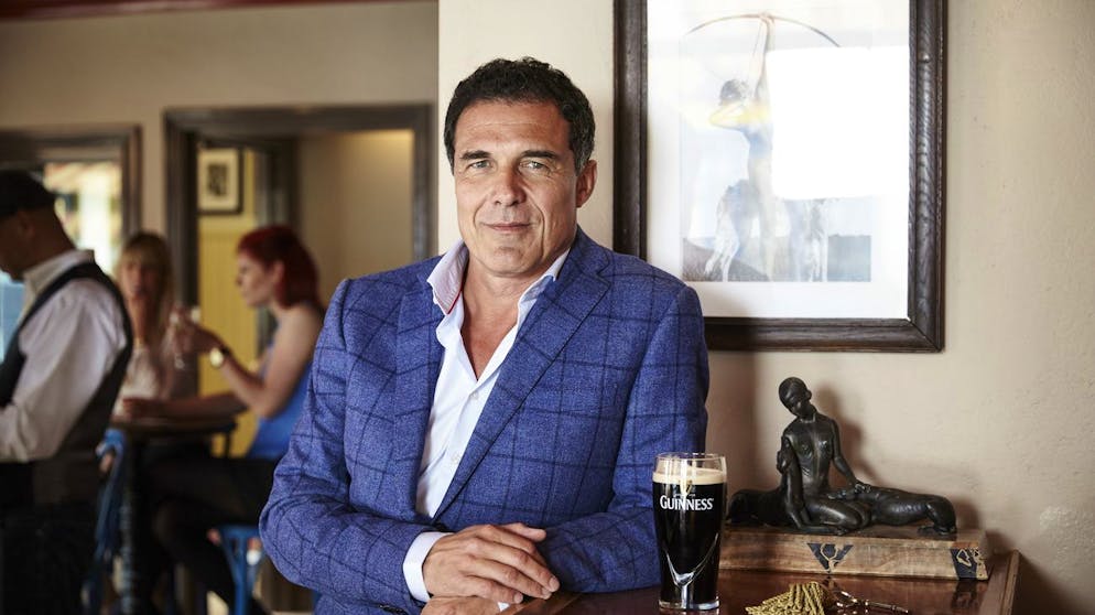 «Allein der gesunde Menschenverstand sagt einem, dass man sich jetzt mit weniger Leuten umgeben sollte. Im Moment ist man damit sicherer und kann sich auch mit interessanteren Menschen umgeben»: Hotelier André Balazs, der in Hollywood das legendäre Chateau Marmont betreibt, im August 2020.
