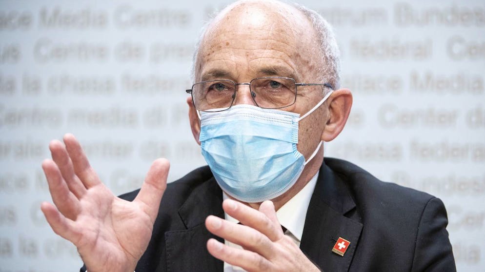 Bundesrat Ueli Maurer spricht an einer Medienkonferenz zu Covid 19 Massnahmen, am Mittwoch, 27. Januar 2021, in Bern. (KEYSTONE/Peter Schneider)