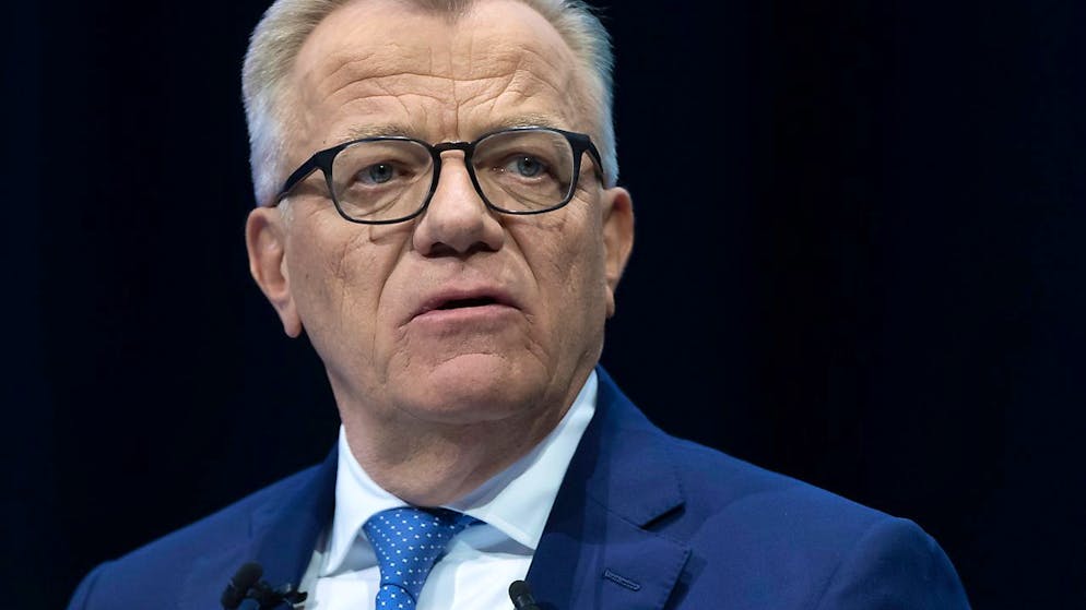 Hansueli Loosli, Präsident des Coop-Verwaltungsrates, rechnet mit einem Nachholeffekt beim Konsum nach Öffnung der Läden. (Archivbild)