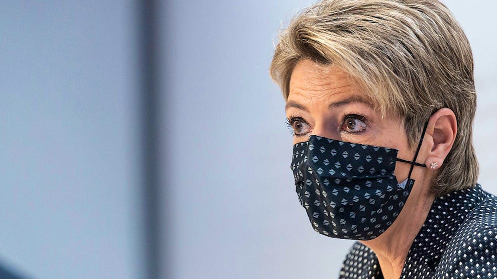 Bundesrätin Karin Keller-Sutter betonte, dass nur wenige Frauen in der Schweiz eine Gesichtsverhüllung tragen.