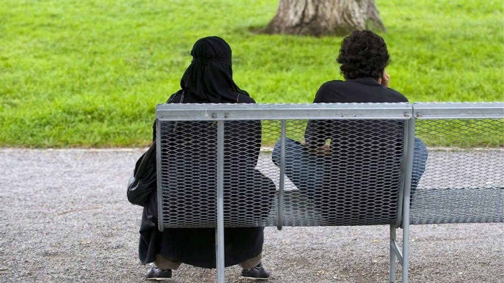 Muslimische Touristinnen auf dem Höhenweg in Interlaken. (Archivbild)
