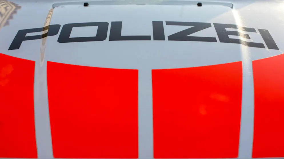 Die Schwyzer Polizei hielt den Mann an – daraufhin wurde er ausfällig. (Symbolbild)