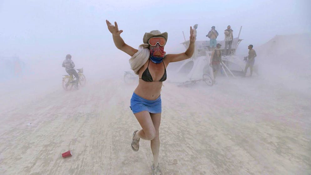 Heftige Regenfälle. Zehntausende stecken beim Wüsten-Festival «Burning Man» fest