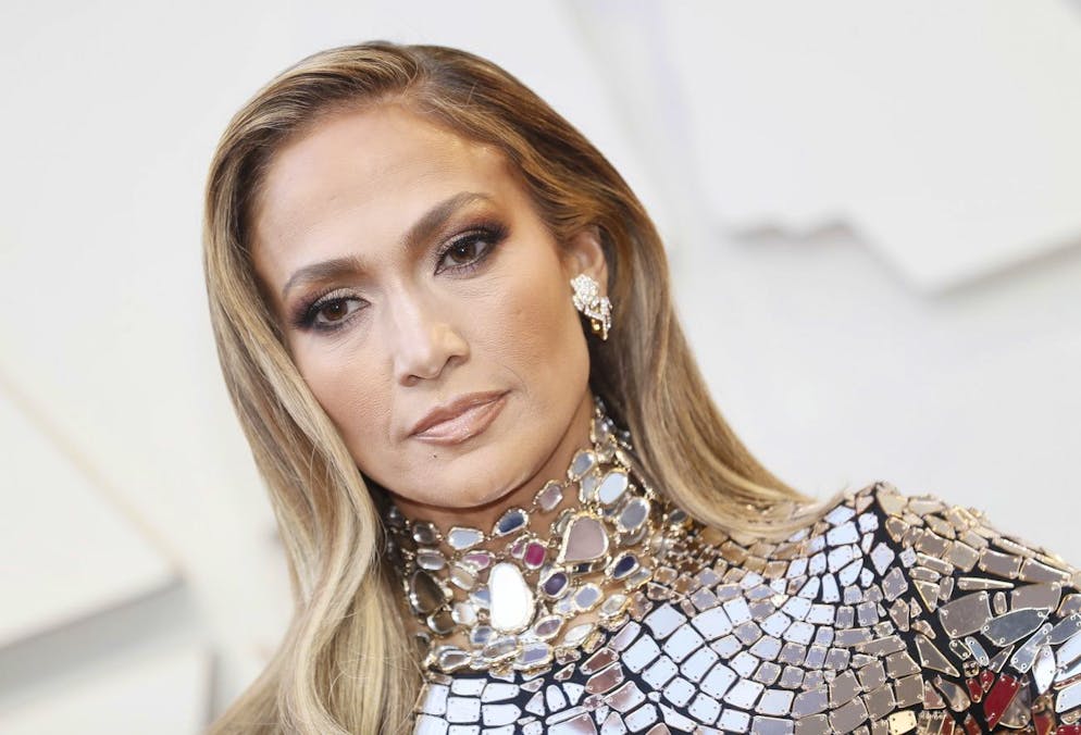 epa07394888 Jennifer Lopez arrives for the 91st annual Academy Awards ceremony at the Dolby Theatre in Hollywood, California, USA, 24 February 2019. The Oscars are presented for outstanding individual or collective efforts in 24 categories in filmmaking. EPA/ETIENNE LAURENT