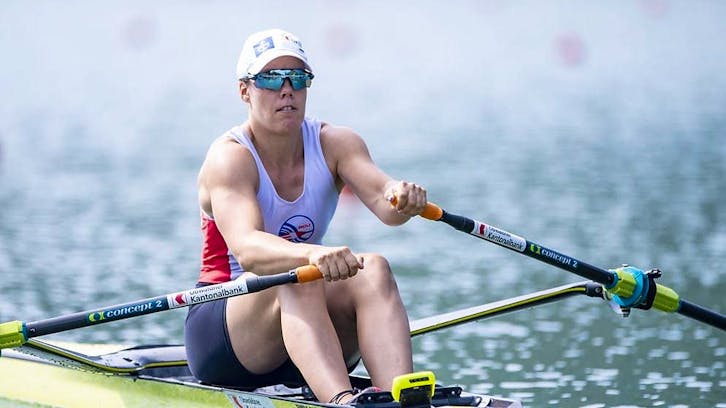 Ont été Souverains à Tahiti Mots Croisés Jeannine Gmelin brille d'entrée aux Européens