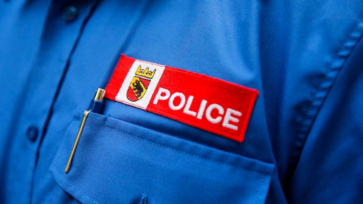 Über 50 dating-handelspaare im auto polizist