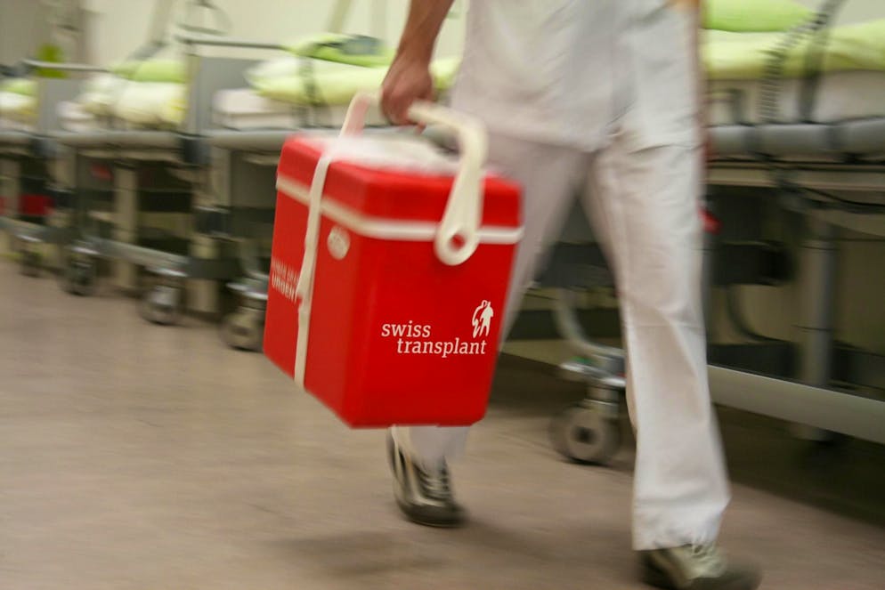 Die Initiative «Organe spenden – Leben fördern» will alle Schweizer Bürger*innen zu potenziellen Organspender*innen machen.