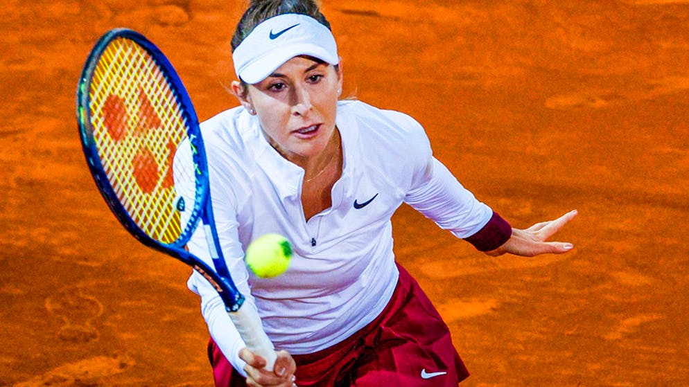 Bencic avanza.