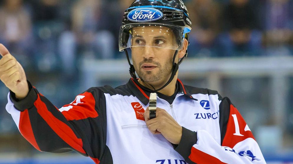Eigentlich ist er ein Star unter den Schiedsrichtern, aber beim zweiten Finalspiel hatte Mark Lemelin nicht seinen besten Abend.