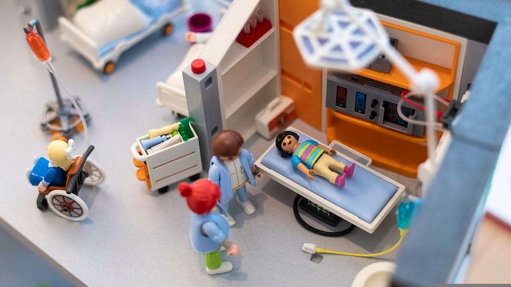 Die Berner Psychiatrie baut die Krisenintervention bei Kindern und Jugendlichen aus. (Themenbild)