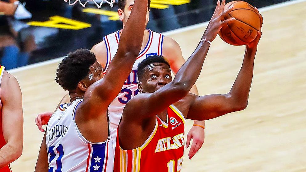 Auch Clint Capela kann die Hawks nicht vor einer Niederlage bewahren.