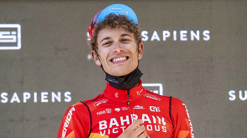 Carapaz Sieger der Tour de Suisse 2021 – Etappensieg für Mäder - Gallery. Gino Mäder freut sich nach seinem Coup in der Königsetappe über die Pässe Oberalp, Lukmanier und Gotthard