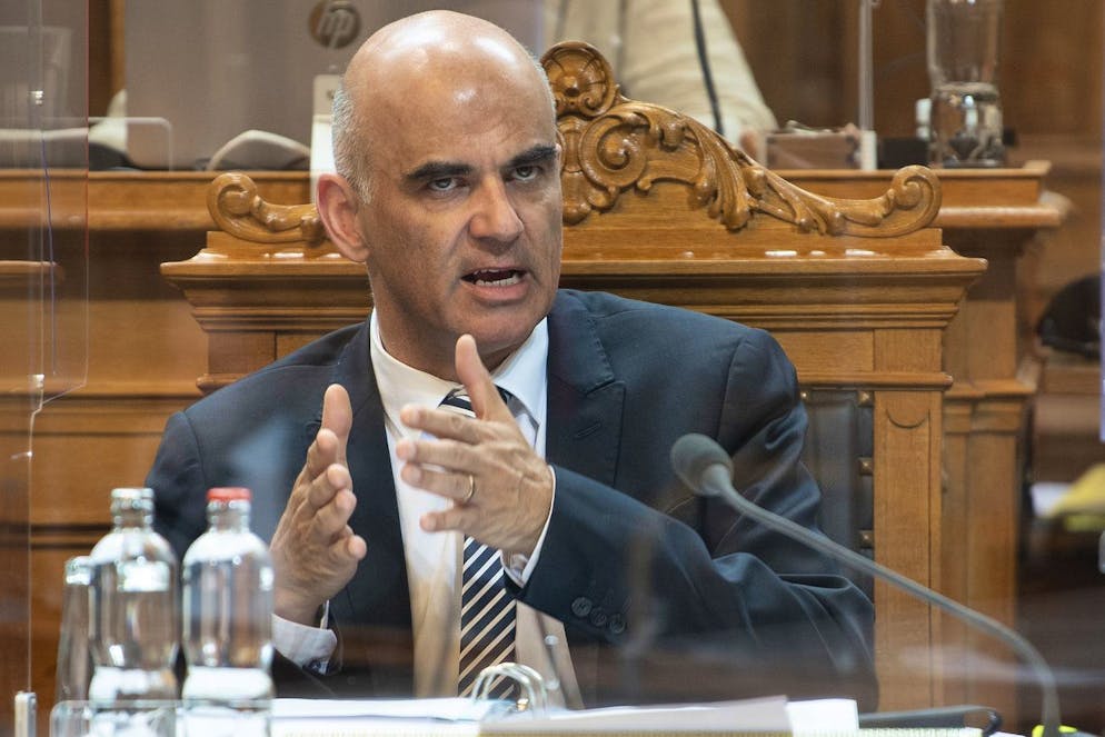 Bundesrat Alain Berset spricht im Staenderat an der Sommersession der Eidgenoessischen Raete, am Montag, 7. Juni 2021, in Bern. (KEYSTONE/Peter Schneider)