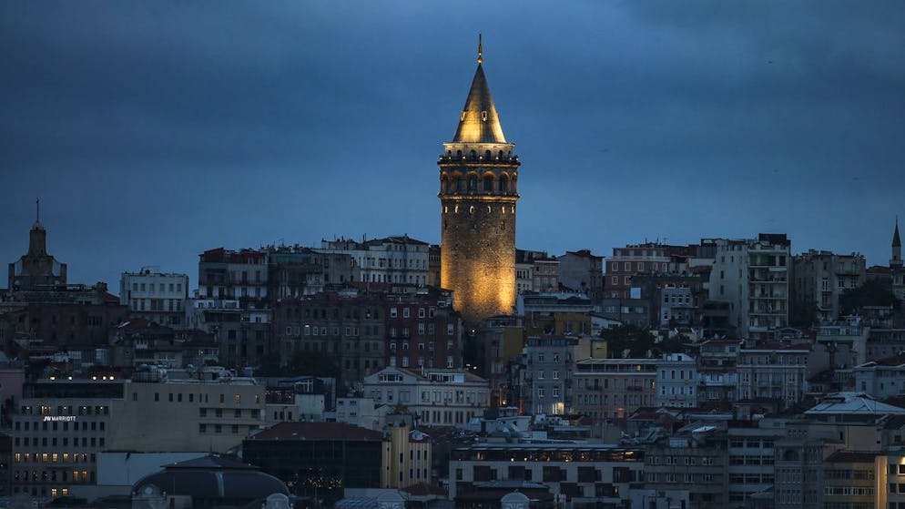 Perle vom Borpsorus: Der ikonische Galata-Turm ist nur eine von vielen Sehenswürdigkeiten in Istanbul.