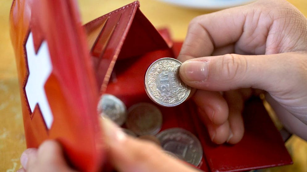 Il divario tra il salario medio di un uomo e di una donna impiegati a tempo pieno è salito di 400 franchi nel 2020, mentre è diminuito di 800 franchi tra chi lavorava a tempo parziale.
